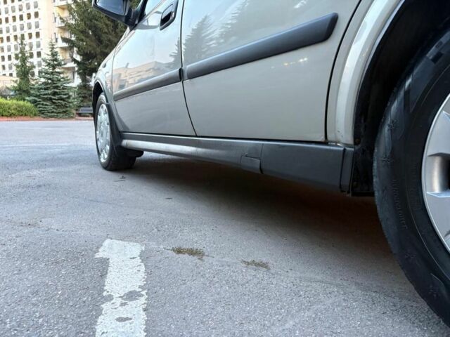 Опель Астра 2008 в Виннице на Automoto.ua Серый Опель Астра, объемом двигателя 0 л и пробегом 220 тыс. км за 3836 $, фото 8 на Automoto.ua