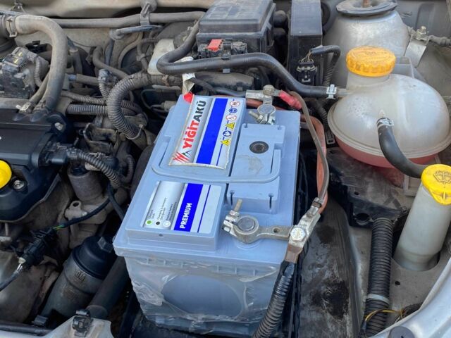 Серый Опель Астра, объемом двигателя 1.4 л и пробегом 100 тыс. км за 4700 $, фото 4 на Automoto.ua