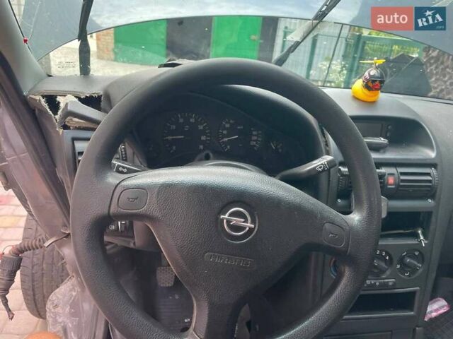 Серый Опель Астра, объемом двигателя 1.4 л и пробегом 122 тыс. км за 1500 $, фото 20 на Automoto.ua