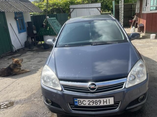 Сірий Опель Астра, об'ємом двигуна 1.6 л та пробігом 217 тис. км за 4200 $, фото 5 на Automoto.ua