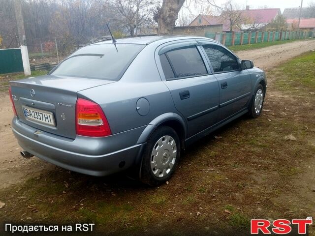 Сірий Опель Астра, об'ємом двигуна 1.4 л та пробігом 178 тис. км за 4500 $, фото 4 на Automoto.ua