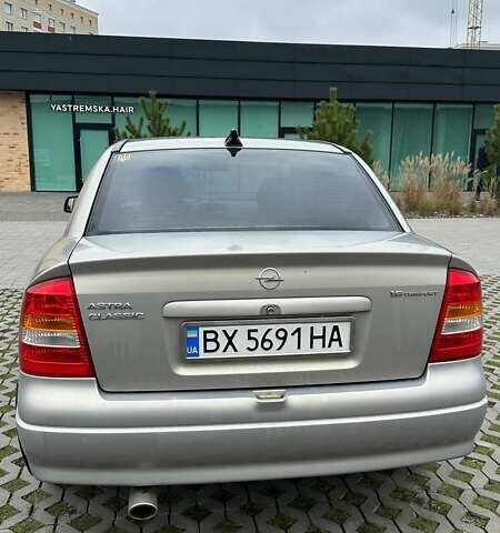 Серый Опель Астра, объемом двигателя 1.6 л и пробегом 179 тыс. км за 4000 $, фото 2 на Automoto.ua