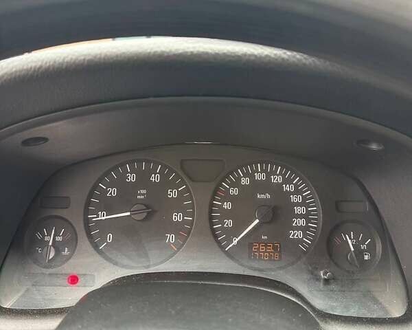 Серый Опель Астра, объемом двигателя 1.6 л и пробегом 179 тыс. км за 4000 $, фото 34 на Automoto.ua