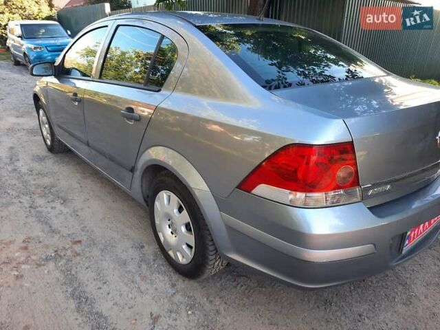 Серый Опель Астра, объемом двигателя 1.6 л и пробегом 117 тыс. км за 5550 $, фото 21 на Automoto.ua