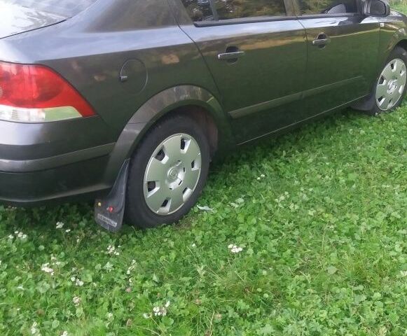 Сірий Опель Астра, об'ємом двигуна 1.6 л та пробігом 205 тис. км за 4500 $, фото 7 на Automoto.ua