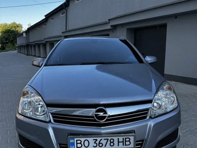 Сірий Опель Астра, об'ємом двигуна 1.6 л та пробігом 209 тис. км за 5999 $, фото 1 на Automoto.ua