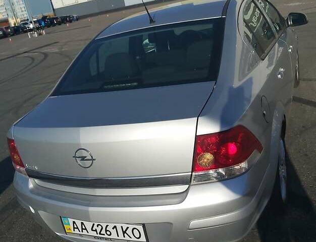 Сірий Опель Астра, об'ємом двигуна 1.6 л та пробігом 160 тис. км за 5200 $, фото 6 на Automoto.ua