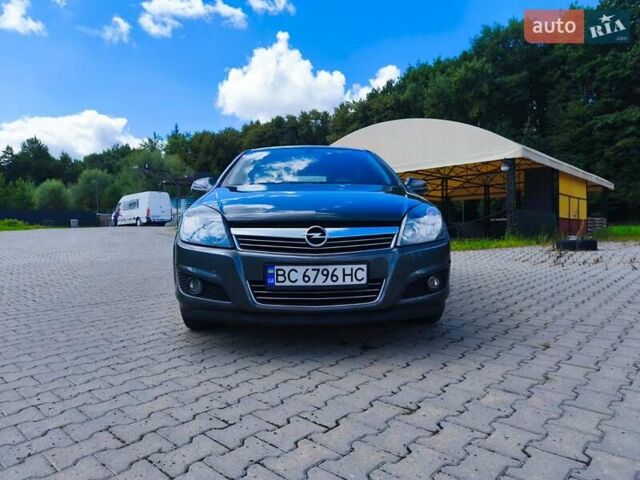 Серый Опель Астра, объемом двигателя 1.7 л и пробегом 340 тыс. км за 5500 $, фото 1 на Automoto.ua