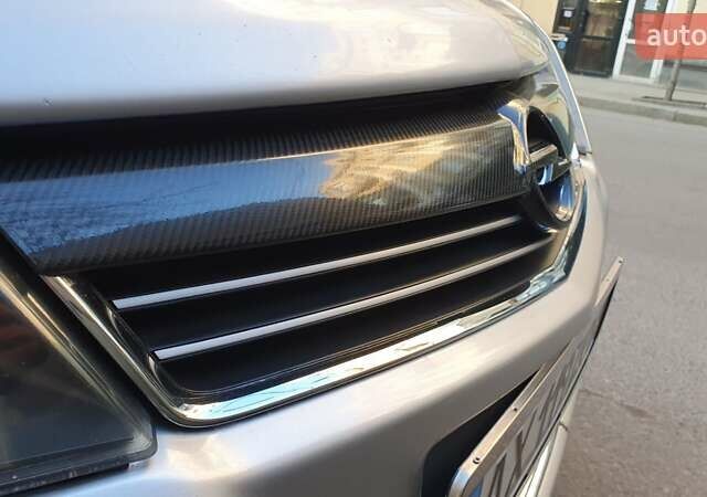 Серый Опель Астра, объемом двигателя 1.6 л и пробегом 210 тыс. км за 6700 $, фото 5 на Automoto.ua