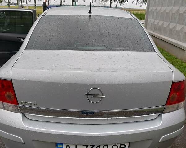 Сірий Опель Астра, об'ємом двигуна 1.6 л та пробігом 246 тис. км за 7500 $, фото 8 на Automoto.ua