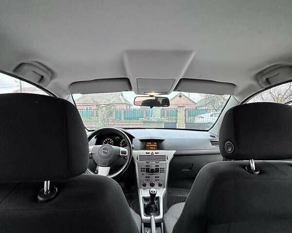 Сірий Опель Астра, об'ємом двигуна 1.6 л та пробігом 77 тис. км за 6800 $, фото 26 на Automoto.ua