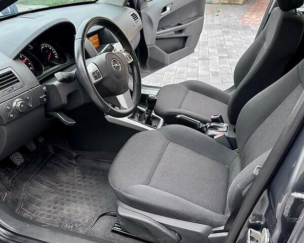 Сірий Опель Астра, об'ємом двигуна 1.6 л та пробігом 77 тис. км за 6800 $, фото 22 на Automoto.ua