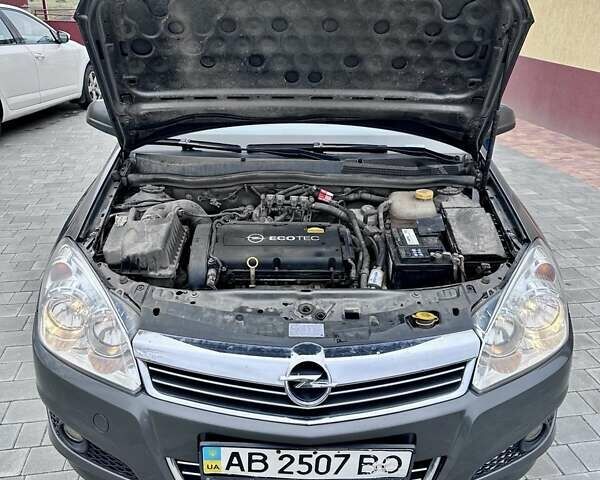 Сірий Опель Астра, об'ємом двигуна 1.6 л та пробігом 77 тис. км за 6800 $, фото 10 на Automoto.ua