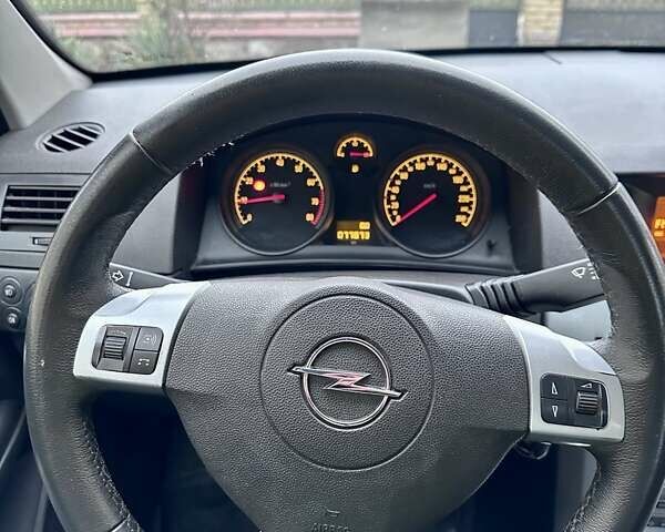 Сірий Опель Астра, об'ємом двигуна 1.6 л та пробігом 77 тис. км за 6800 $, фото 27 на Automoto.ua