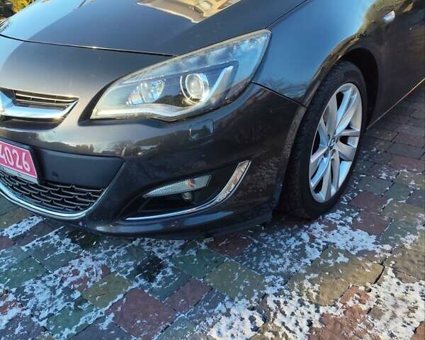 Серый Опель Астра, объемом двигателя 1.4 л и пробегом 208 тыс. км за 9300 $, фото 3 на Automoto.ua