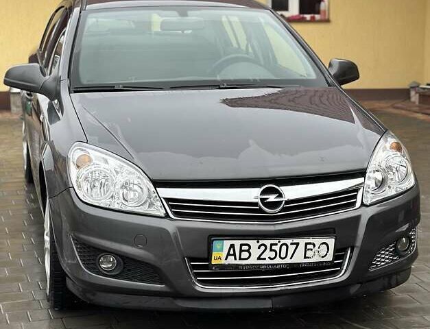 Сірий Опель Астра, об'ємом двигуна 1.6 л та пробігом 77 тис. км за 6800 $, фото 1 на Automoto.ua