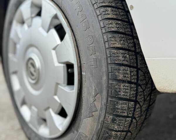 Серый Опель Астра, объемом двигателя 1.6 л и пробегом 257 тыс. км за 5500 $, фото 9 на Automoto.ua