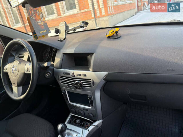 Сірий Опель Астра, об'ємом двигуна 1.6 л та пробігом 173 тис. км за 6600 $, фото 5 на Automoto.ua