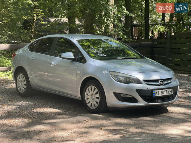 Серый Опель Астра, объемом двигателя 1.6 л и пробегом 272 тыс. км за 6950 $, фото 1 на Automoto.ua