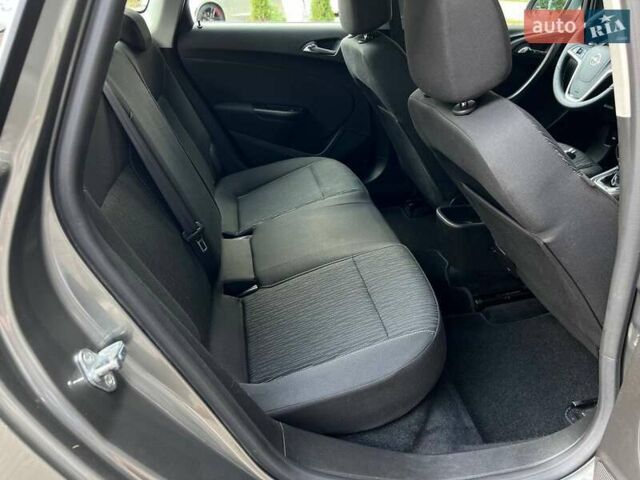 Серый Опель Астра, объемом двигателя 1.4 л и пробегом 92 тыс. км за 11900 $, фото 15 на Automoto.ua