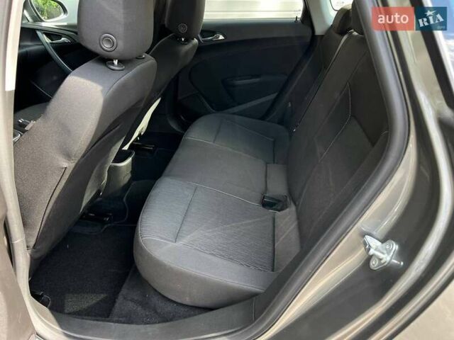 Серый Опель Астра, объемом двигателя 1.4 л и пробегом 92 тыс. км за 11900 $, фото 12 на Automoto.ua