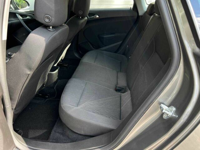 Серый Опель Астра, объемом двигателя 1.4 л и пробегом 92 тыс. км за 11500 $, фото 12 на Automoto.ua