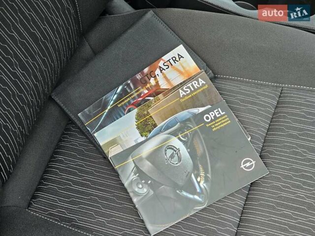 Серый Опель Астра, объемом двигателя 1.36 л и пробегом 45 тыс. км за 13999 $, фото 14 на Automoto.ua