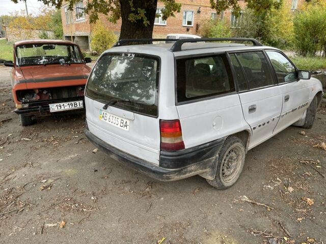 Серый Опель Астра, объемом двигателя 1.4 л и пробегом 350 тыс. км за 1200 $, фото 4 на Automoto.ua