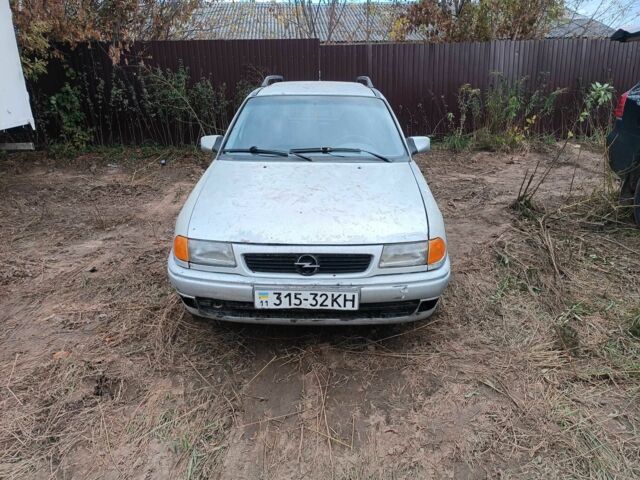 Сірий Опель Астра, об'ємом двигуна 1.6 л та пробігом 230 тис. км за 790 $, фото 5 на Automoto.ua