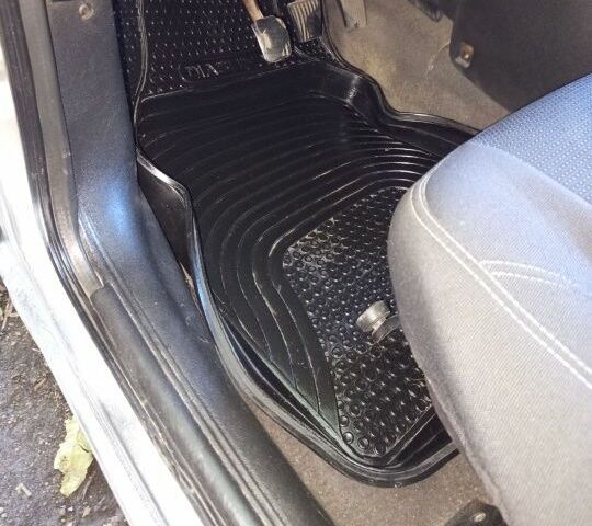 Серый Опель Астра, объемом двигателя 1.4 л и пробегом 39 тыс. км за 1400 $, фото 7 на Automoto.ua