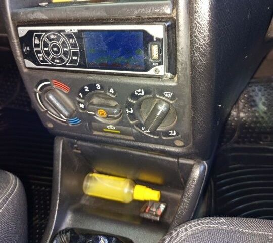 Серый Опель Астра, объемом двигателя 1.4 л и пробегом 39 тыс. км за 1400 $, фото 10 на Automoto.ua