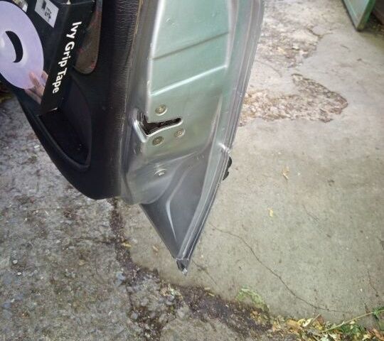 Серый Опель Астра, объемом двигателя 1.4 л и пробегом 39 тыс. км за 1400 $, фото 12 на Automoto.ua