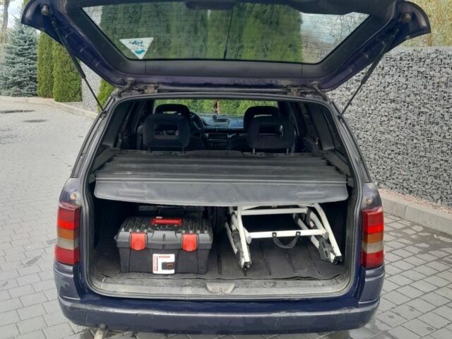 Сірий Опель Астра, об'ємом двигуна 1.6 л та пробігом 400 тис. км за 1600 $, фото 4 на Automoto.ua