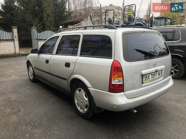 Серый Опель Астра, объемом двигателя 1.6 л и пробегом 323 тыс. км за 1700 $, фото 1 на Automoto.ua