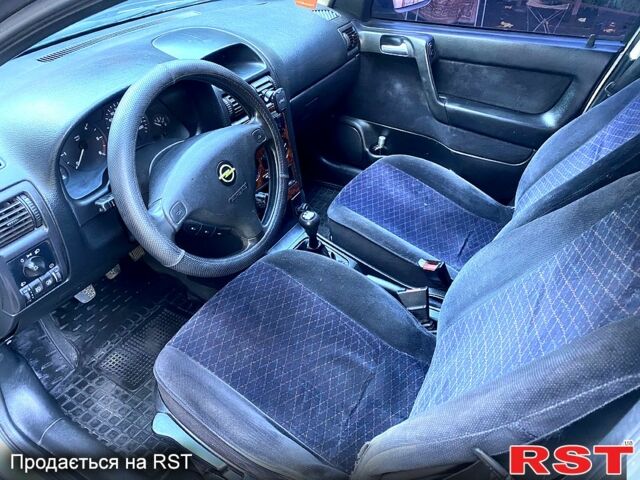 Сірий Опель Астра, об'ємом двигуна 2 л та пробігом 300 тис. км за 2650 $, фото 8 на Automoto.ua