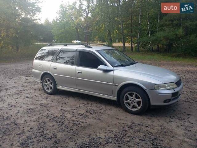 Серый Опель Астра, объемом двигателя 1.8 л и пробегом 260 тыс. км за 2650 $, фото 4 на Automoto.ua