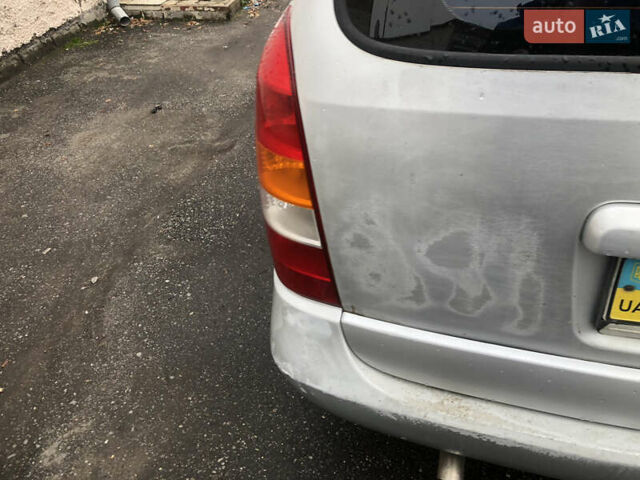 Серый Опель Астра, объемом двигателя 1.6 л и пробегом 323 тыс. км за 1700 $, фото 9 на Automoto.ua