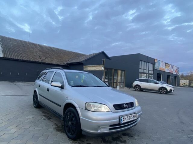 Серый Опель Астра, объемом двигателя 1.6 л и пробегом 280 тыс. км за 3100 $, фото 2 на Automoto.ua