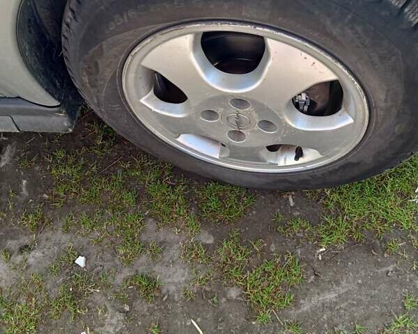 Сірий Опель Астра, об'ємом двигуна 0 л та пробігом 400 тис. км за 3300 $, фото 6 на Automoto.ua