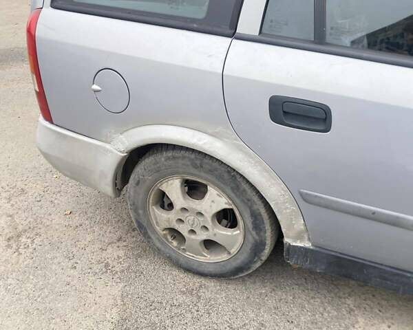 Сірий Опель Астра, об'ємом двигуна 1.8 л та пробігом 485 тис. км за 1600 $, фото 7 на Automoto.ua