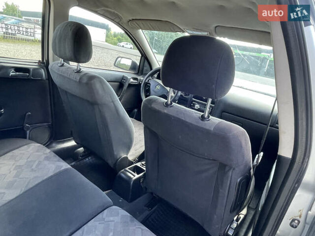 Сірий Опель Астра, об'ємом двигуна 1.6 л та пробігом 350 тис. км за 1050 $, фото 8 на Automoto.ua