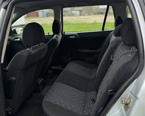 Серый Опель Астра, объемом двигателя 1.6 л и пробегом 330 тыс. км за 2999 $, фото 13 на Automoto.ua