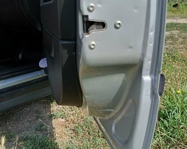 Серый Опель Астра, объемом двигателя 2 л и пробегом 390 тыс. км за 4500 $, фото 7 на Automoto.ua