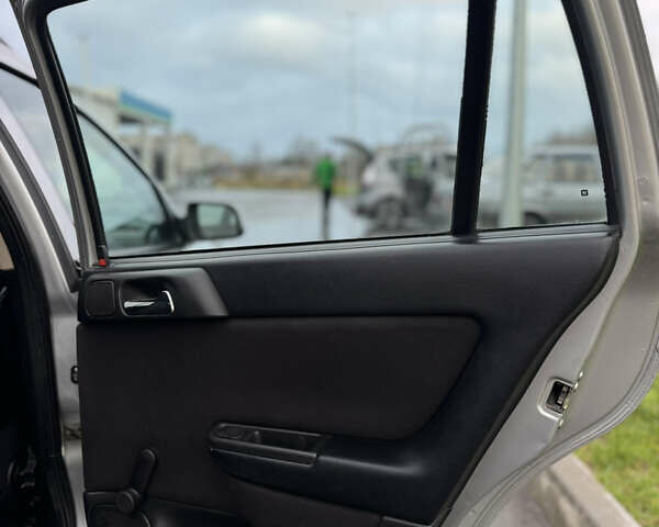 Серый Опель Астра, объемом двигателя 1.6 л и пробегом 330 тыс. км за 2999 $, фото 16 на Automoto.ua