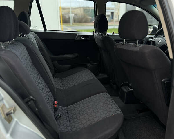 Серый Опель Астра, объемом двигателя 1.6 л и пробегом 330 тыс. км за 2999 $, фото 15 на Automoto.ua