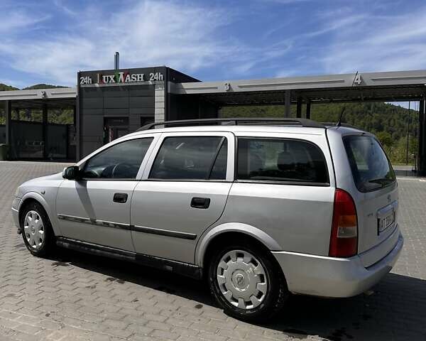 Серый Опель Астра, объемом двигателя 1.6 л и пробегом 323 тыс. км за 1700 $, фото 2 на Automoto.ua