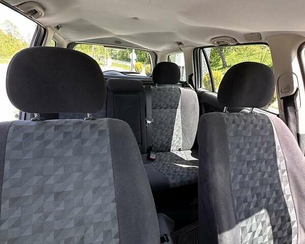 Серый Опель Астра, объемом двигателя 1.6 л и пробегом 323 тыс. км за 1700 $, фото 6 на Automoto.ua