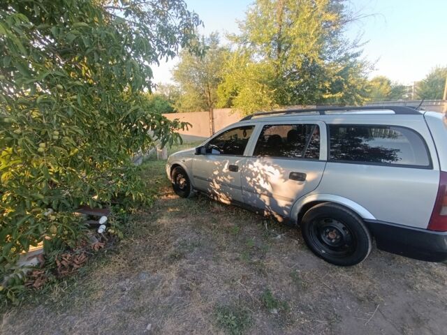 Сірий Опель Астра, об'ємом двигуна 2 л та пробігом 300 тис. км за 850 $, фото 4 на Automoto.ua