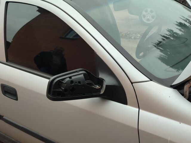 Серый Опель Астра, объемом двигателя 2 л и пробегом 400 тыс. км за 1312 $, фото 2 на Automoto.ua