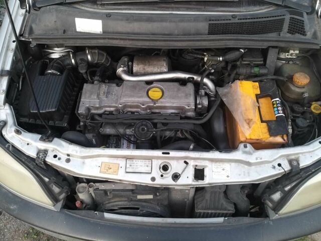 Серый Опель Астра, объемом двигателя 2 л и пробегом 287 тыс. км за 4500 $, фото 2 на Automoto.ua